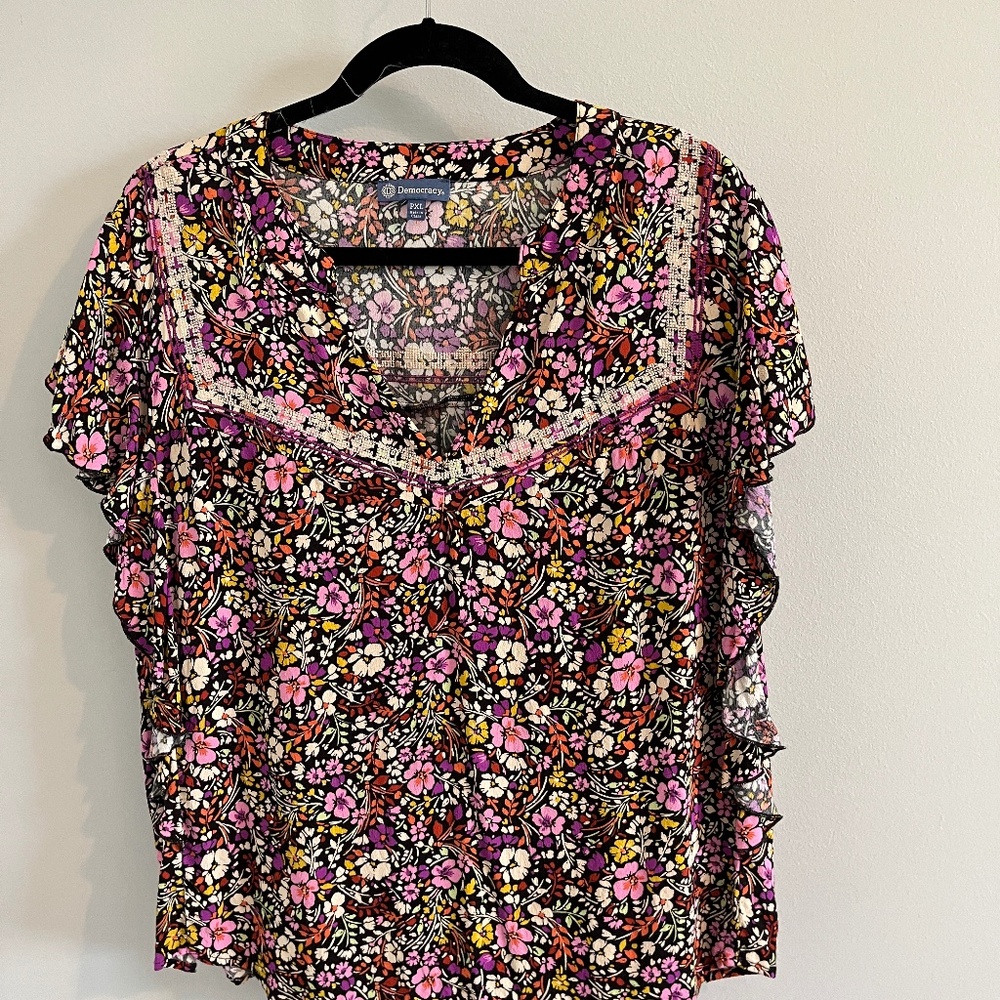 Democracy Short Sleeved Top PXL